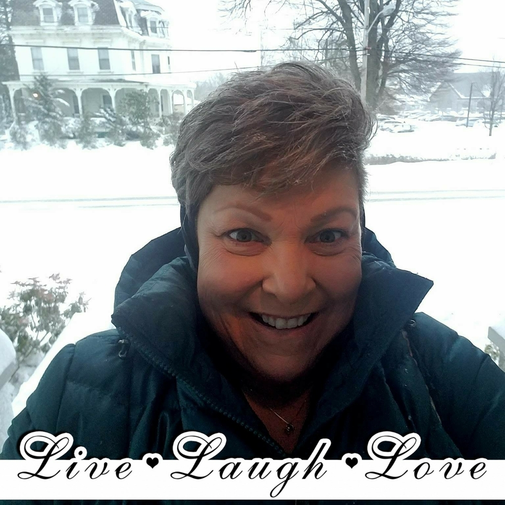 Meet your Posher, Leslie